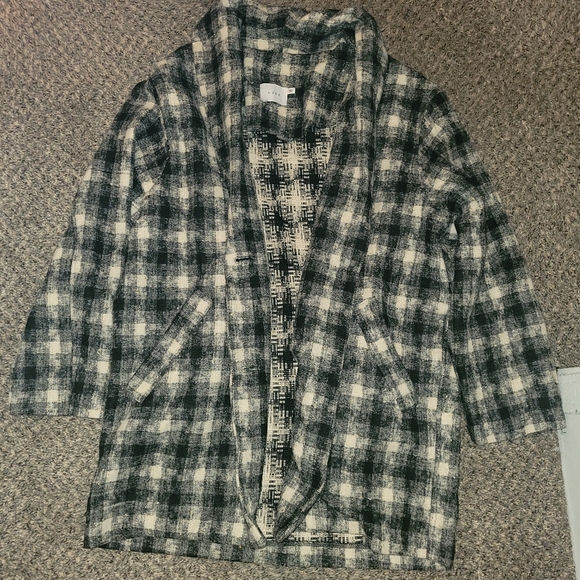 Lush sports coat black and gray and creme plaid size medium, never worn nwot - Picture 4 of 5